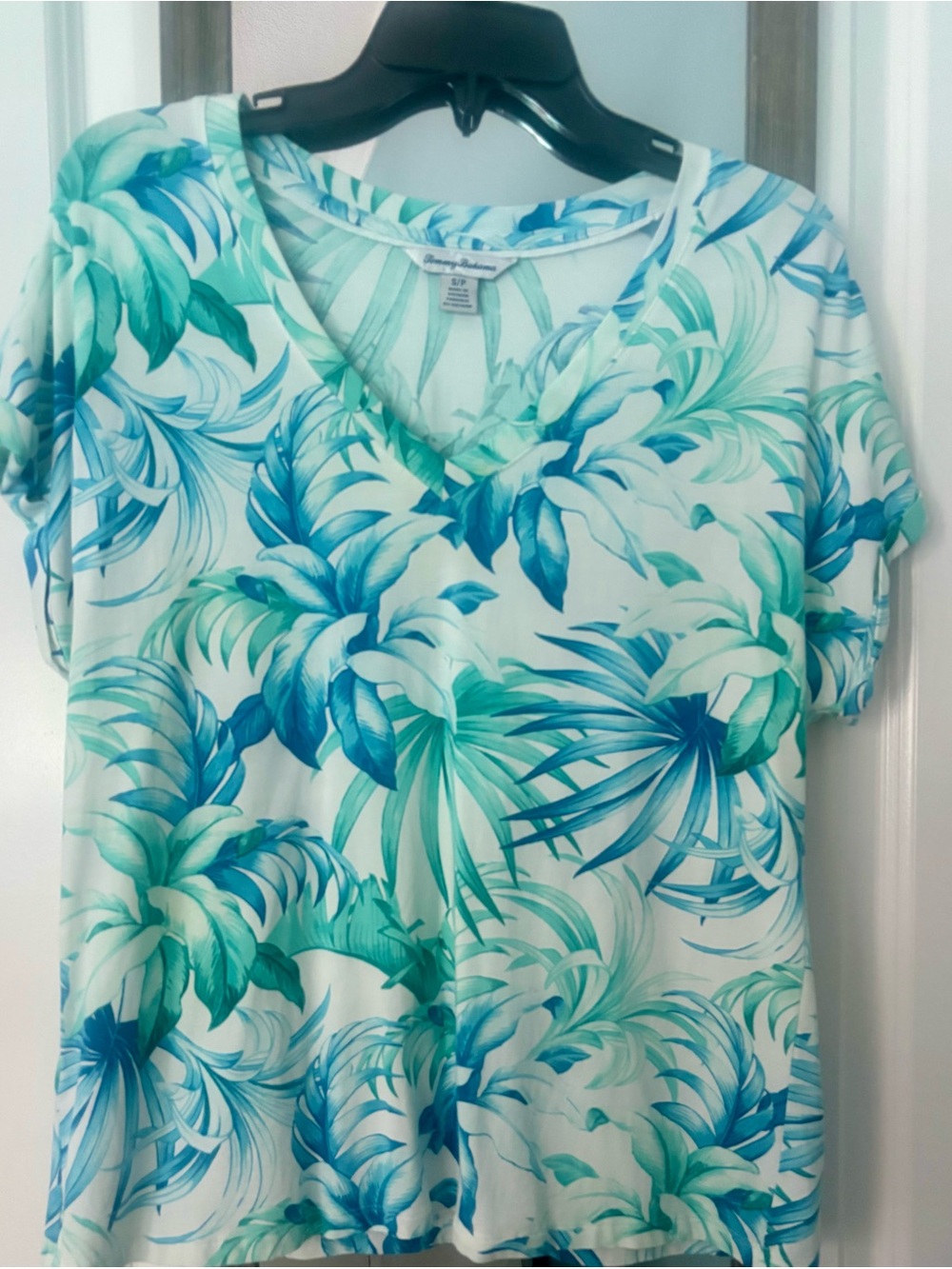 Tommy Bahama Tropical Leaf V-Neck Top in Aqua & Teal